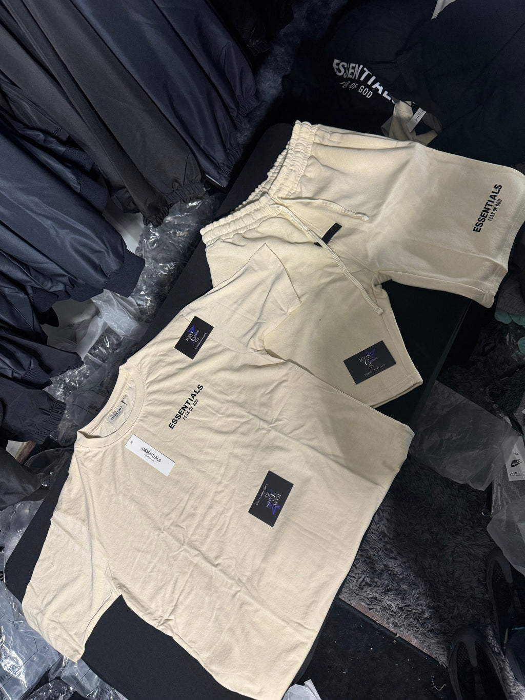 Essential’ Short Sets D1